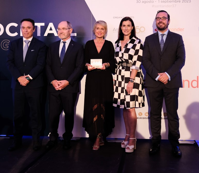 La secretaria de Estado Carme Artigas reconocida con el Premio AMETIC al Impulso de las TIC en la Empresa Española 2023 