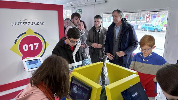Castilla-La Mancha lanza un programa para reducir la brecha digital en zonas rurales