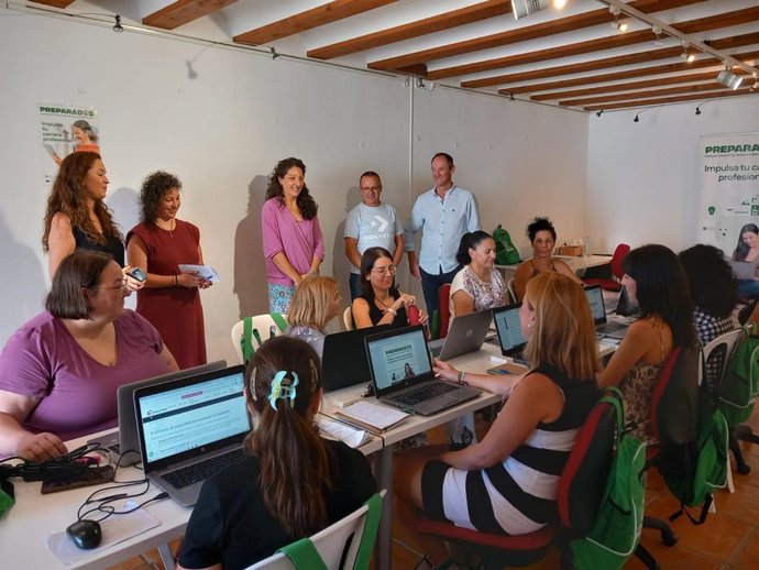 El programa Preparad@s forma a casi 6.500 mujeres de Jaén en habilidades digitales para potenciar su desarrollo laboral