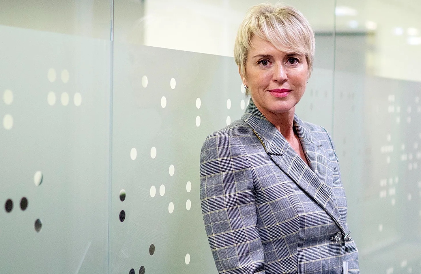 Mujeres e IA: estas son las que dirigen empresas líderes, enseñan a las máquinas y luchan contra los sesgos