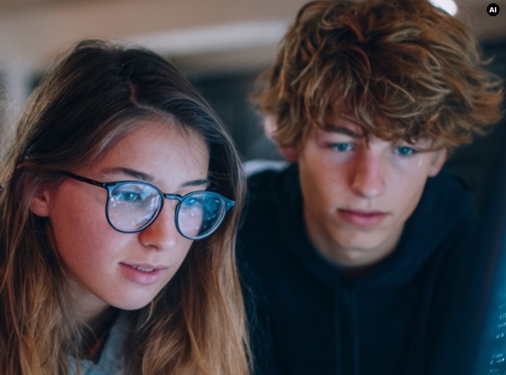 Uso de la inteligencia artificial generativa entre la adolescencia y la juventud en España